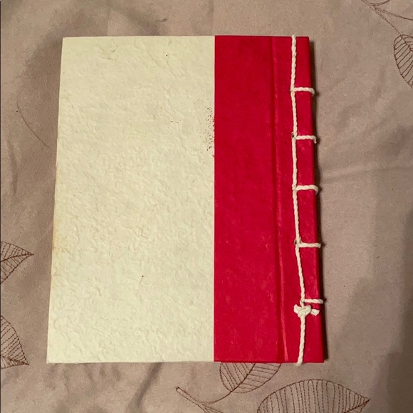 Notebook - Picture 2 of 4